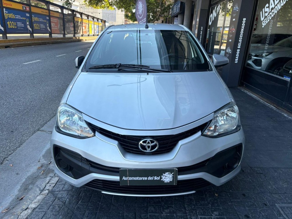 Toyota Etios X — foto 5
